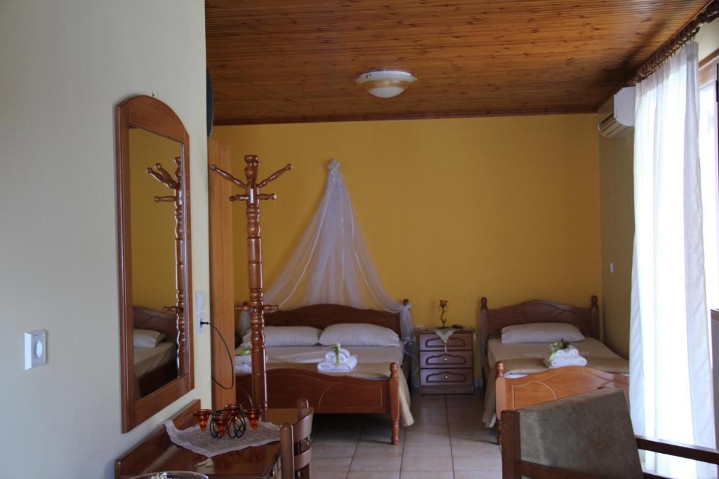 Apartamento Stis Kyra - Vasilikis Ioánina Habitación foto